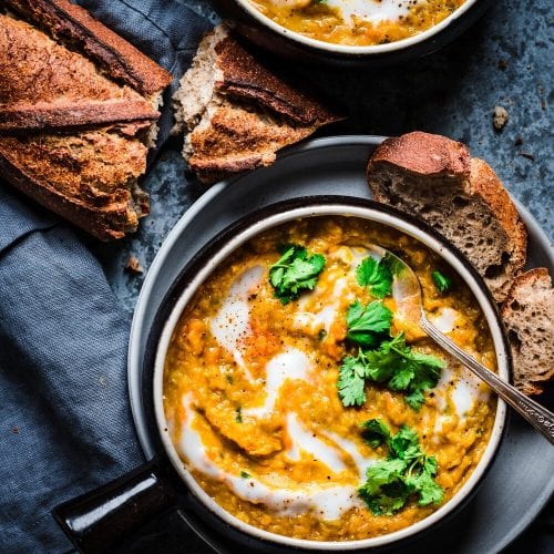 Indian-spiced red lentil sweet potato soup with bread