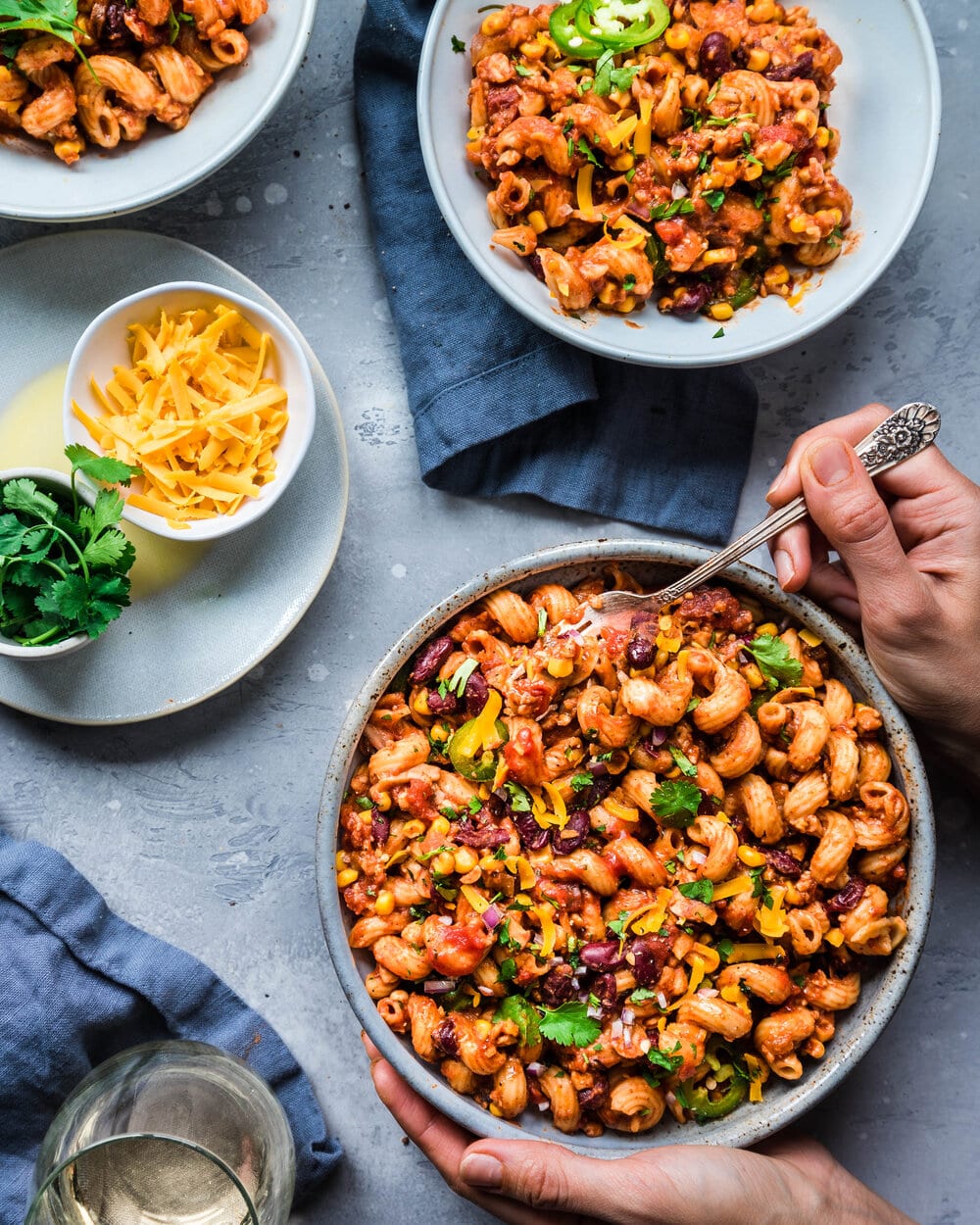 One-Pot Vegan Chili Mac