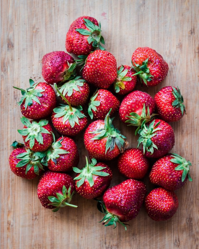 1 pound strawberries
