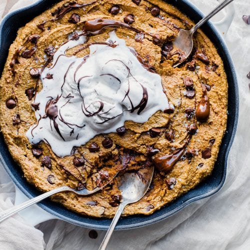 Pumpkin Chocolate Chip Skillet Cookie (Vegan, Gluten-Free)