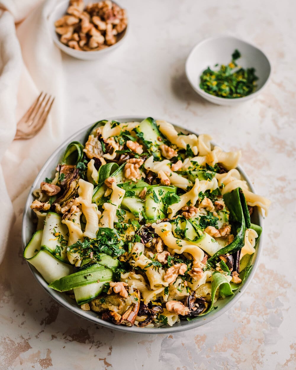Vegan Roasted Eggplant Pasta with Zucchini.. 10-Ingredient Roasted Eggplant Pasta.