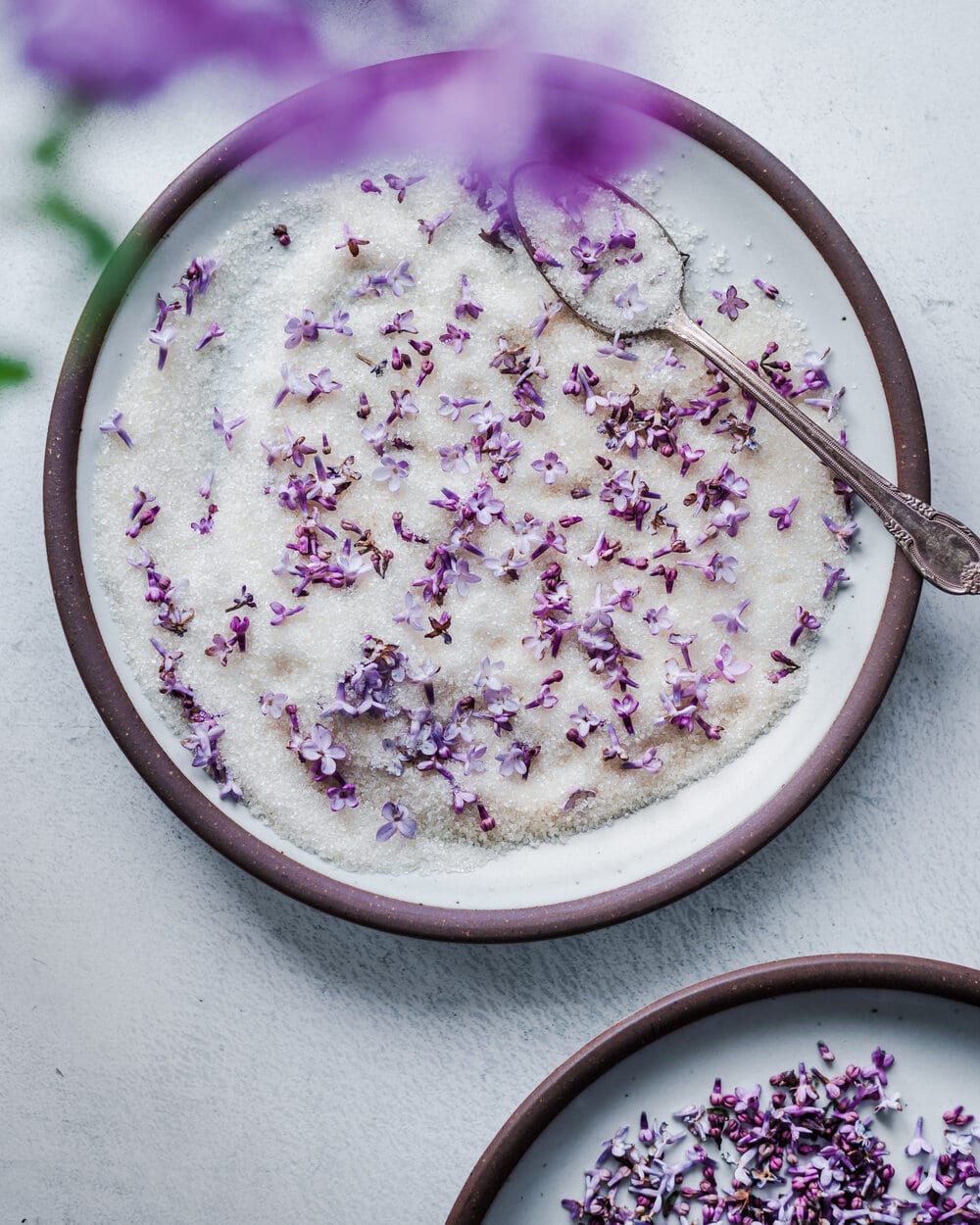 How to Make Lilac Sugar.