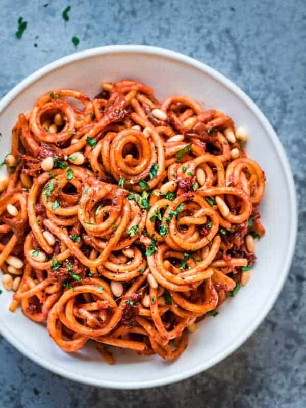 bowl of vegan caramelized onion pasta