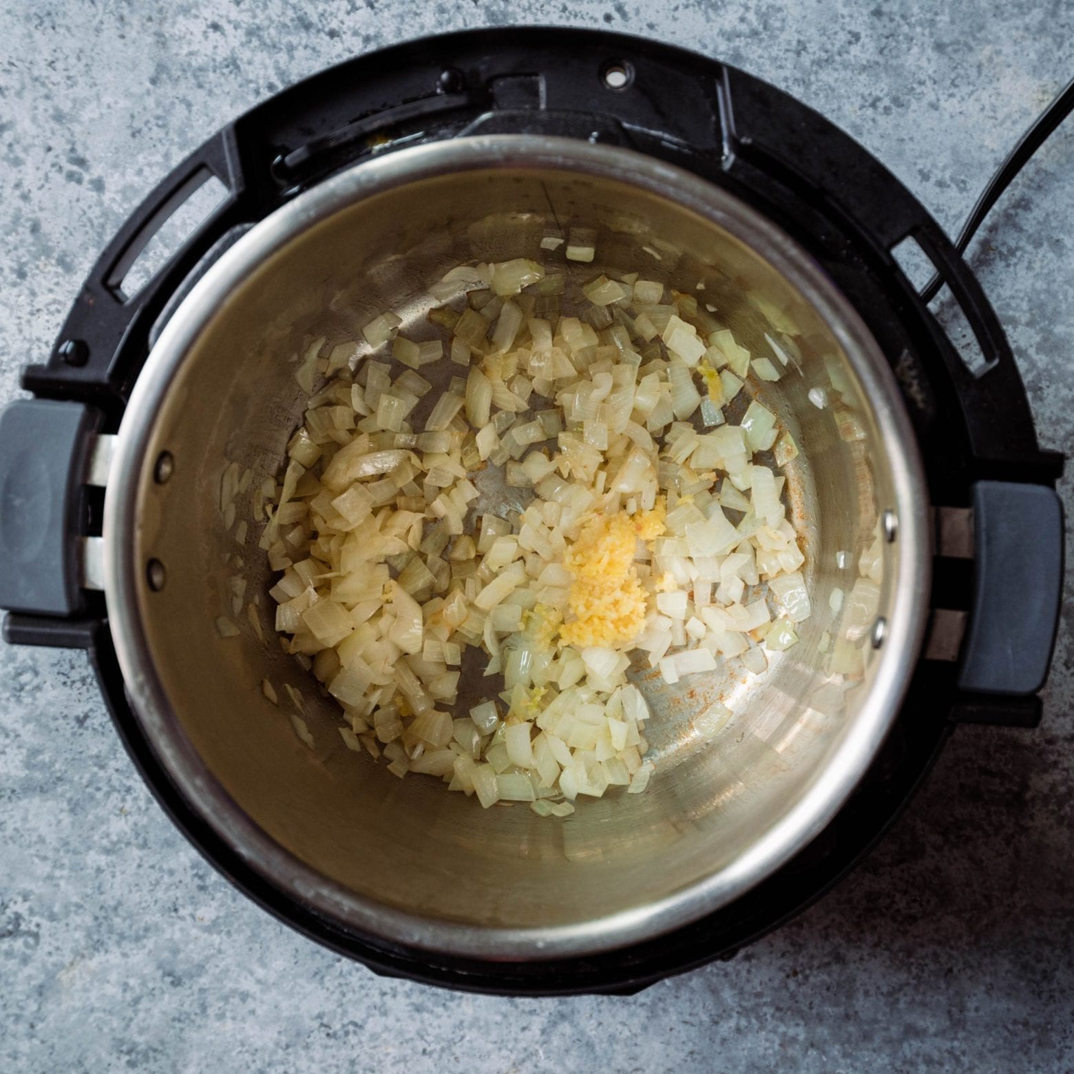 Instant Pot Chickpea Orzo Soup - Rainbow Plant Life