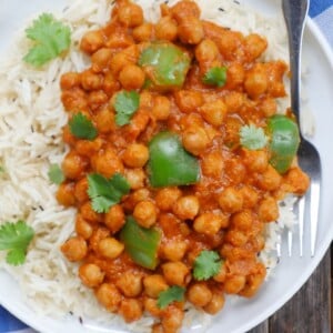 saucy chickpeas with rice