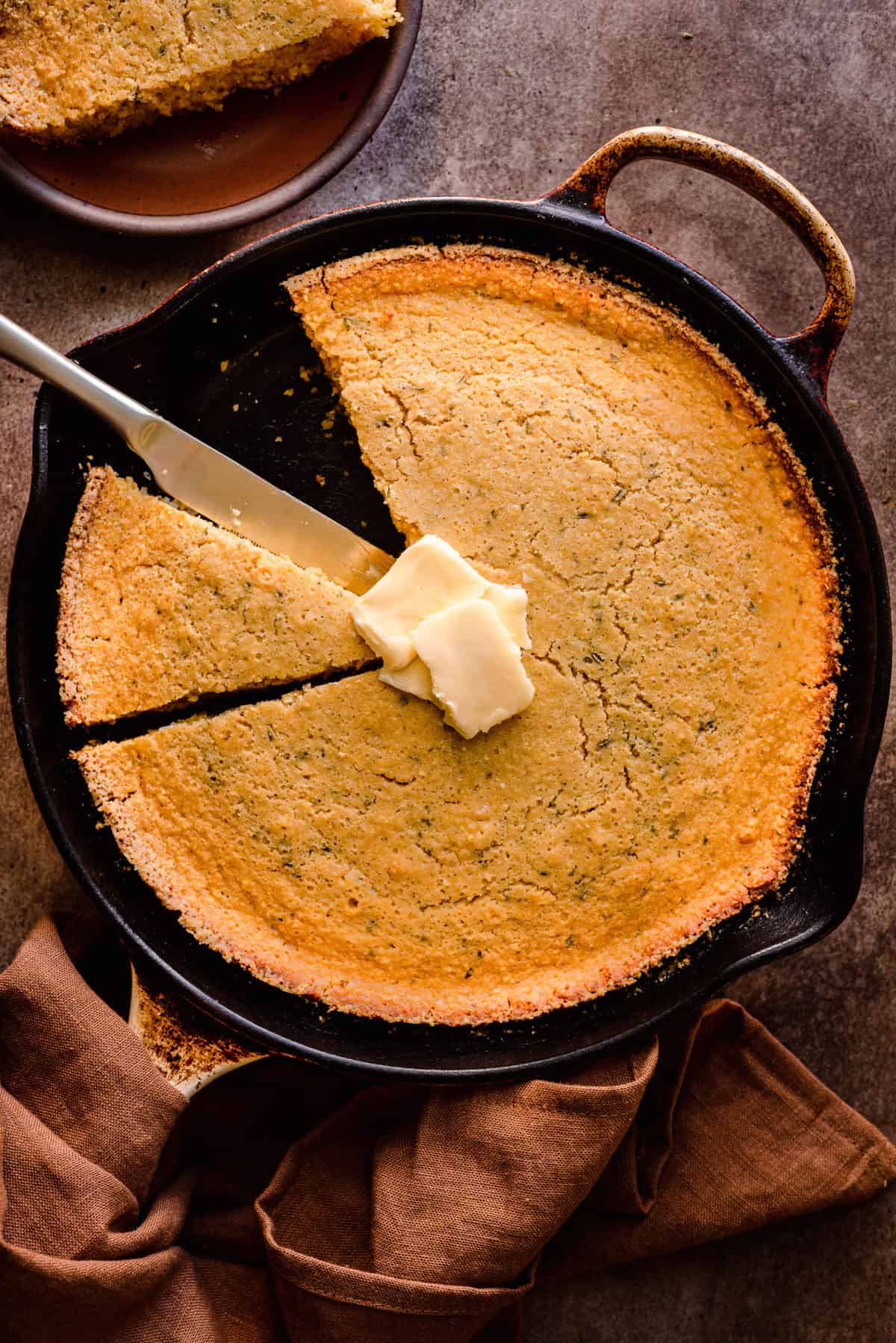 Southern Skillet Cornbread - A Pinch of Healthy