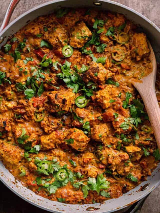 finished tofu tikka masala in a saute pan.