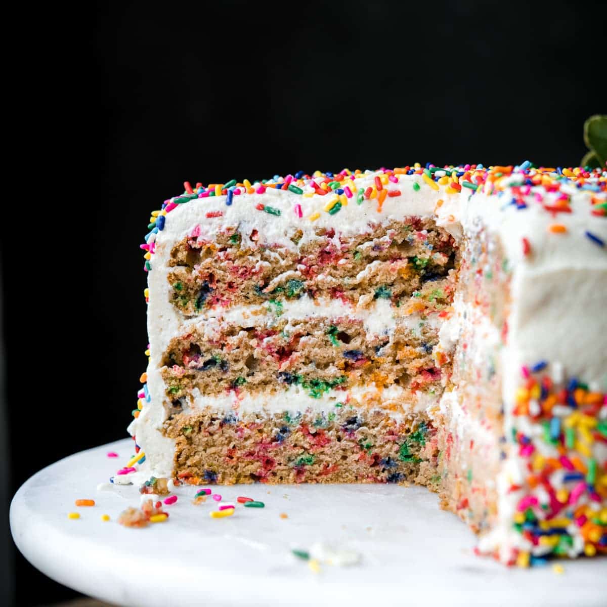 25 Amazing Vegan Cake Recipes - Rainbow Plant Life