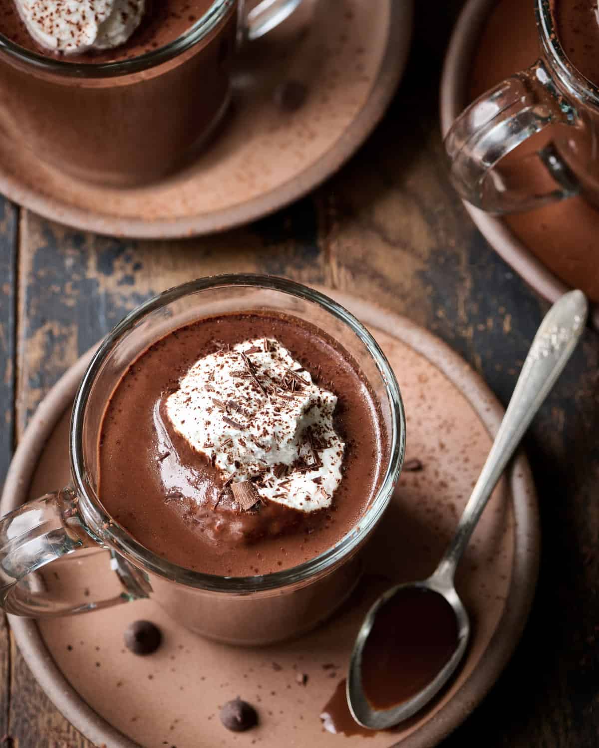 https://rainbowplantlife.com/wp-content/uploads/2022/12/HERO_03_Vegan-Hot-Chocolate-scaled.jpg