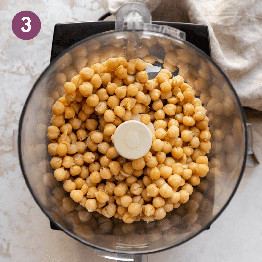 Chickpeas in a food processor.