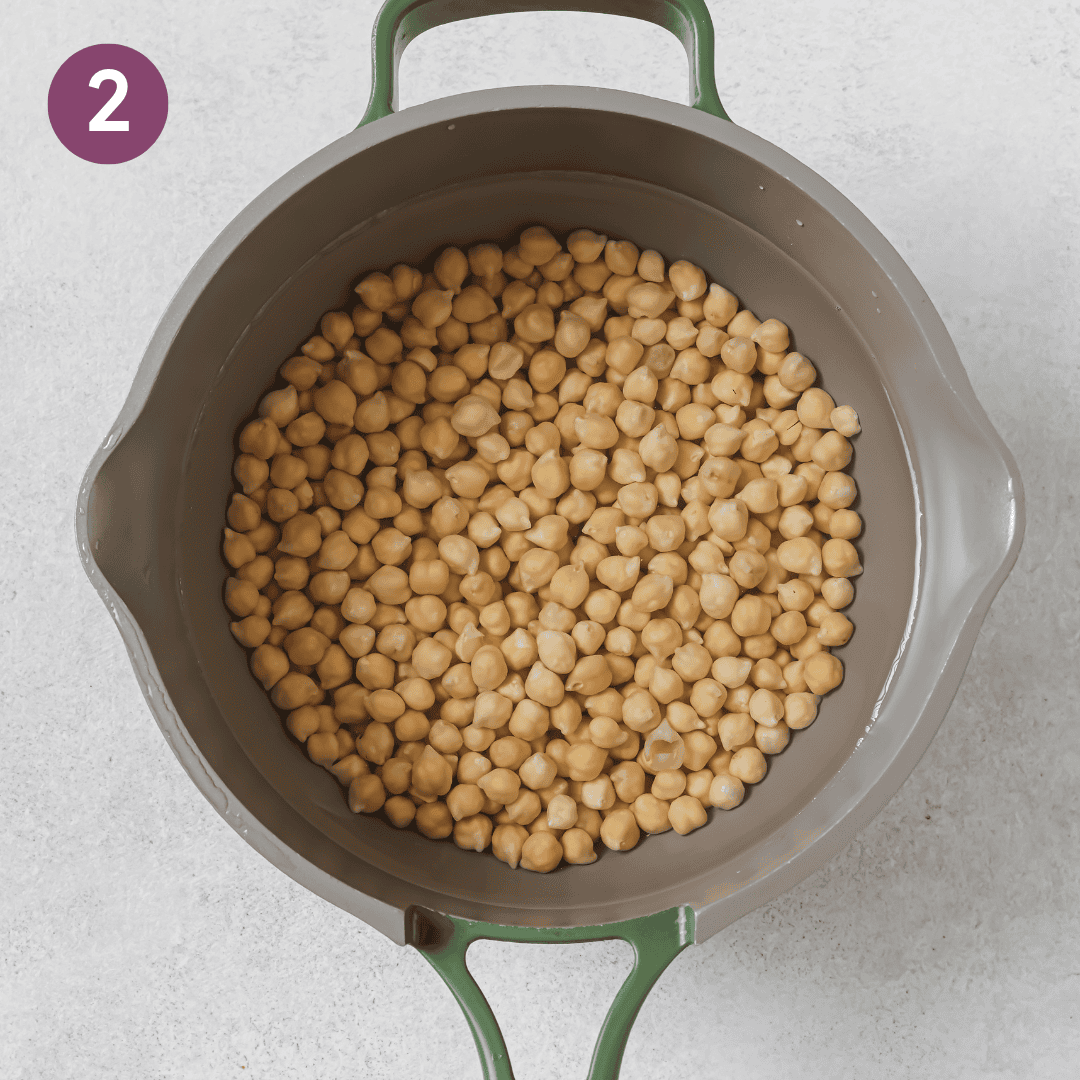 soaked chickpeas in fresh water before being cooked.
