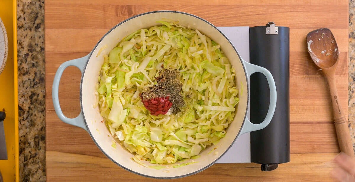 fennel seeds, thyme, red pepper flakes, and tomato paste added to the cabbage and fennel.
